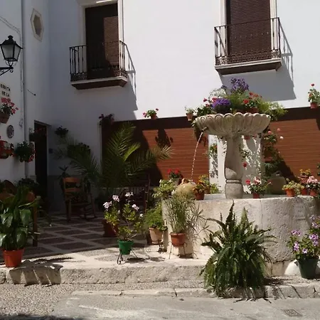 Hotel Hostal Nicol's Luque