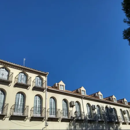 Hostal Nicol's 3*